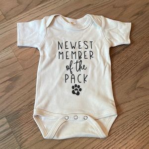 Baby onesie 0-3M. Brand new!